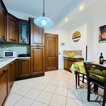 Apartament Yourhome - Letizia's House Półwysep Sorrentyński